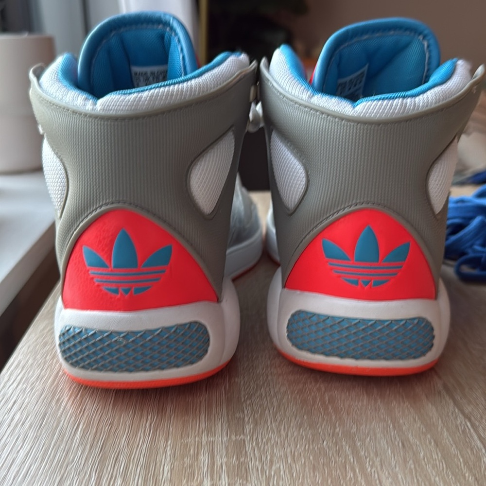 Adidas mid rise sneakers - Picture 3 of 15